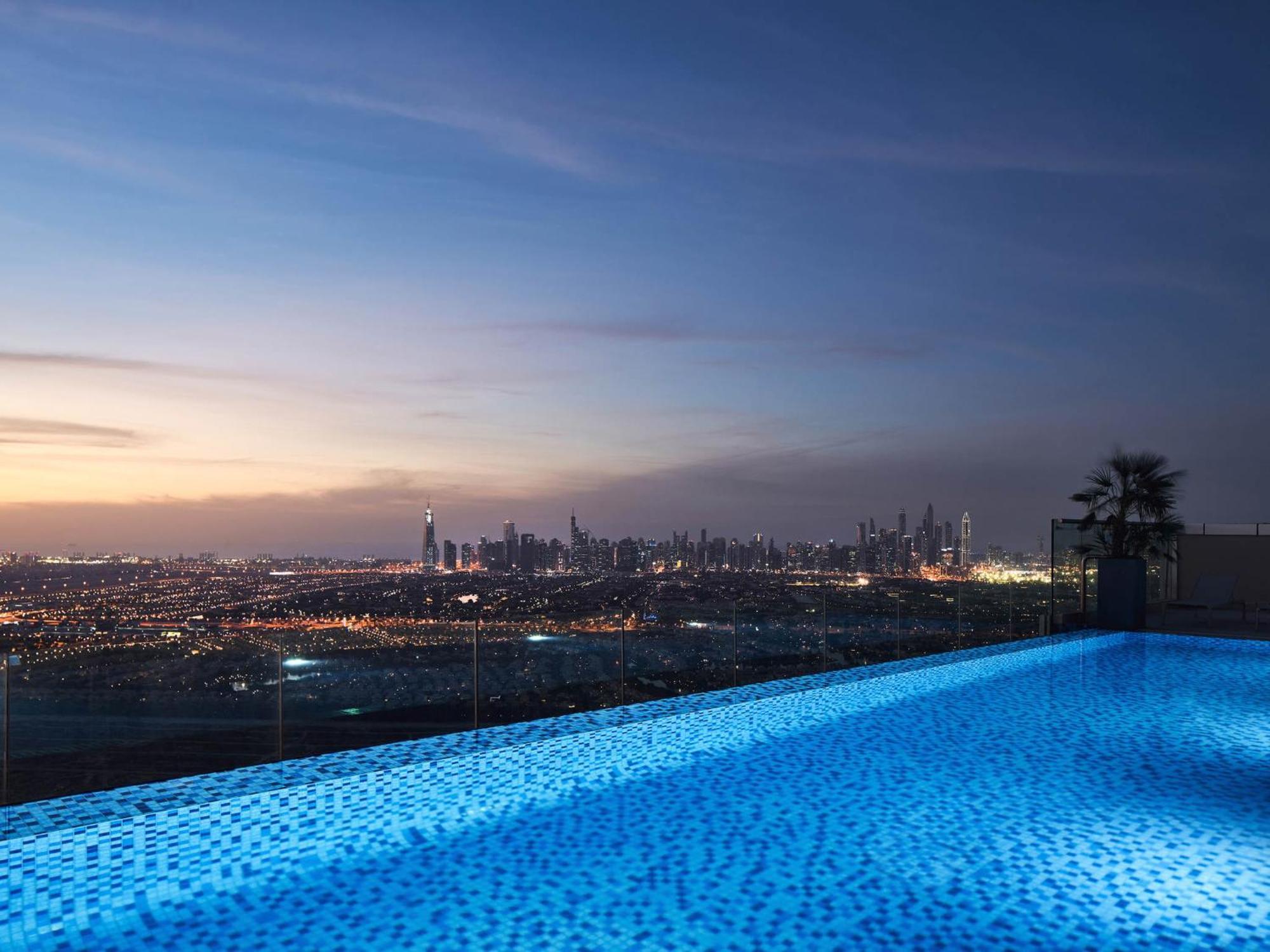 Adagio Jumeirah Village Triangle Dubái Exterior foto